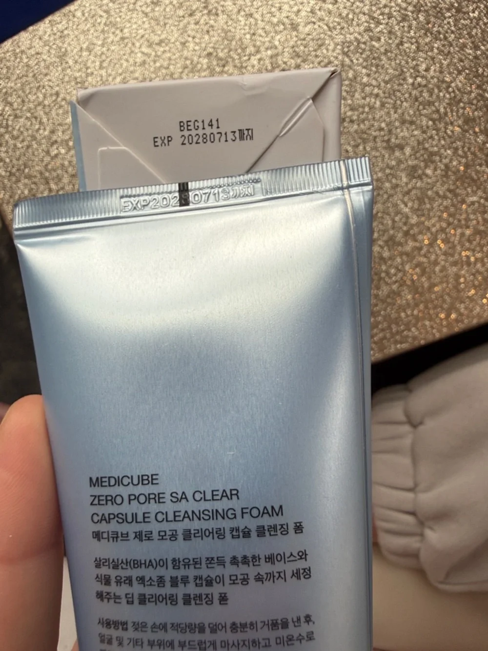 NEW 4.23oz Zero Pore SA Clear Capsule Cleansing Foam - Light Blue